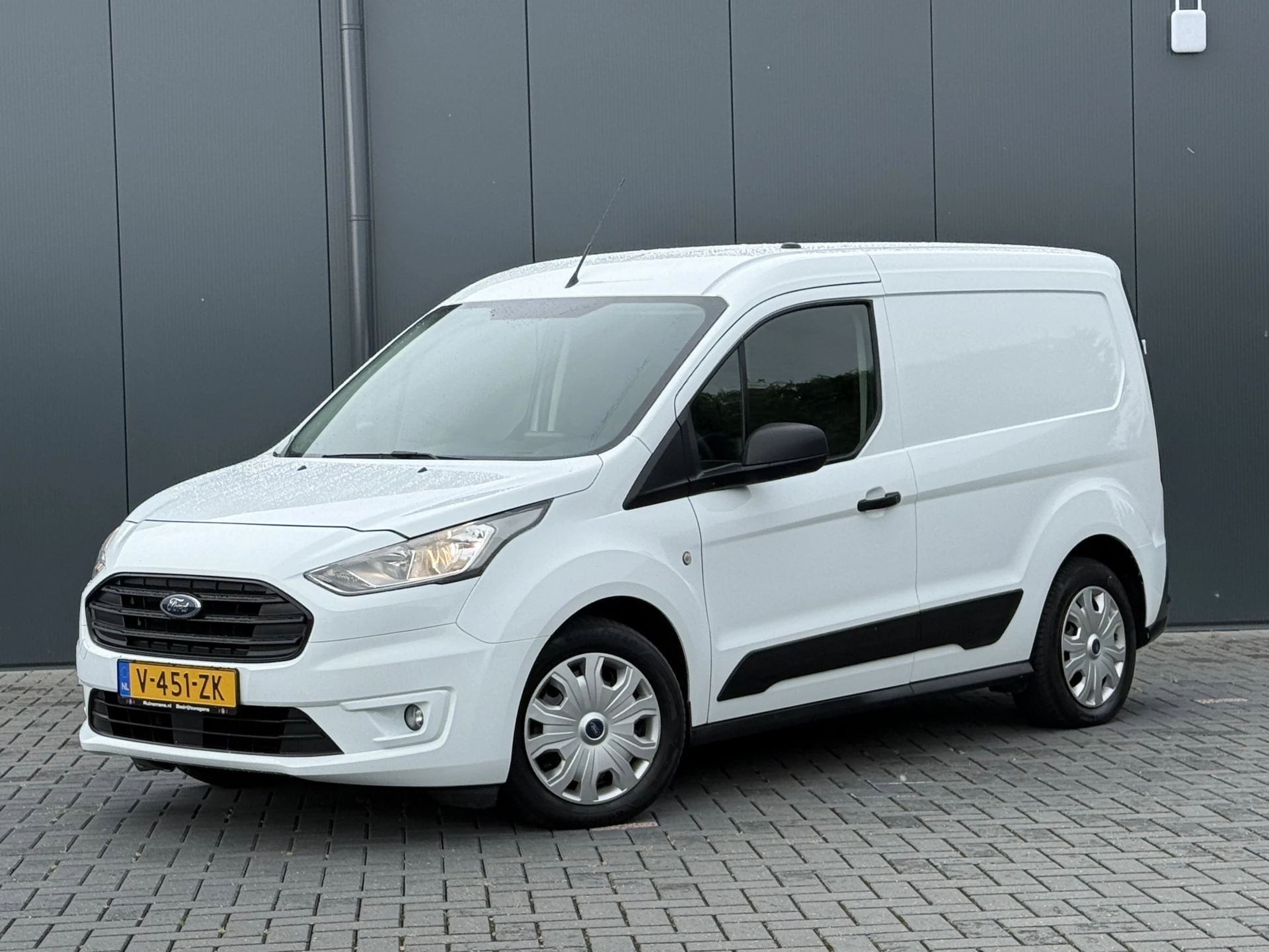 Ford Transit Connect 2019 - 1.0 Ecoboost 100 PK / BENZINE / BPM VRIJ / L1H1 / 1e EIG. / CAMERA / AIRCO / NAVI / INRICHTING obrázek 2