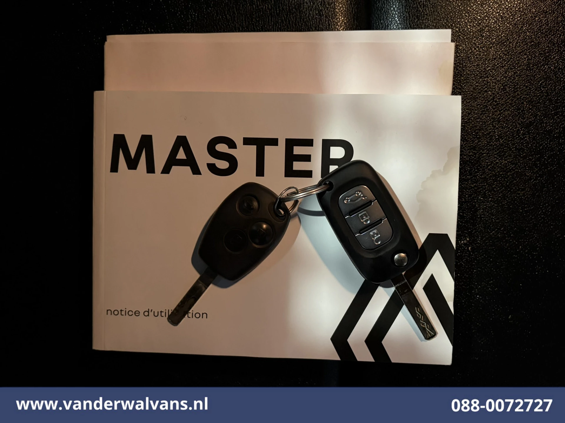 Renault Master 2023 - 2.0 dCi Pick Up Open Laadbak Dubbel Lucht Euro6 Airco | Cruisecontrol | LED | Leder| 3500kg Trekvermogen image 16