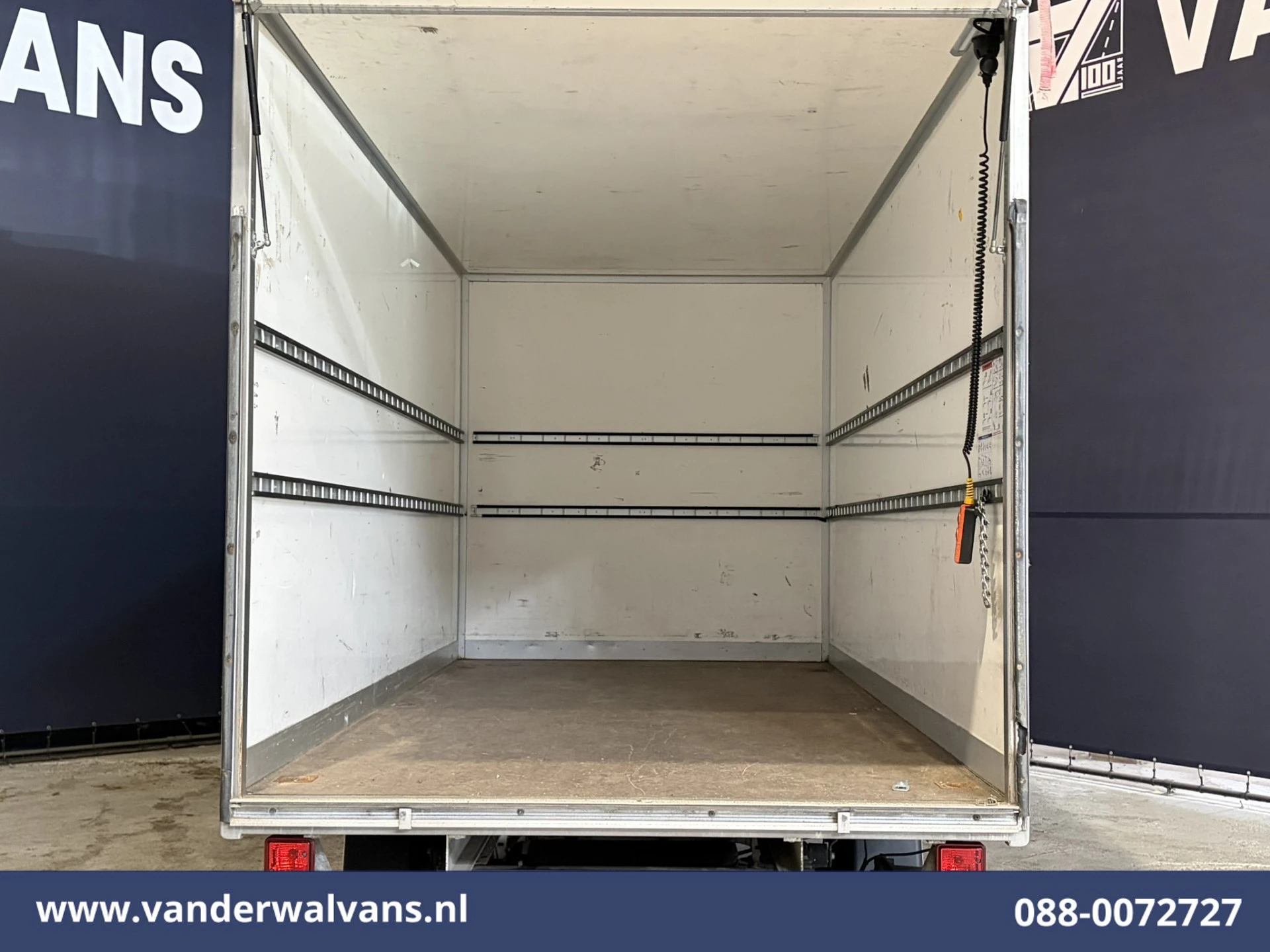 Ford Transit 2022 - 2.0 TDCI 130pk Bakwagen Laadklep Euro6 Airco | 1040kg laadvermogen | Cruisecontrol | Verwarmde voorruit imagen 11
