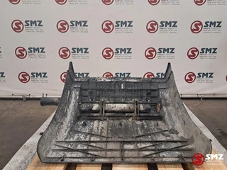 MAN 2021 - Occ achterspatbord rechtsvoor + montagebeugel MAN afbeelding 2 miniatuur
