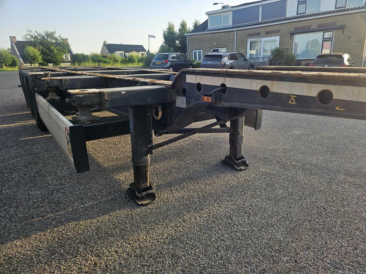 Krone SD / REAR SLIDER / DUTCH CHASSIS / BPW DRUM. 2015 obrázek 9