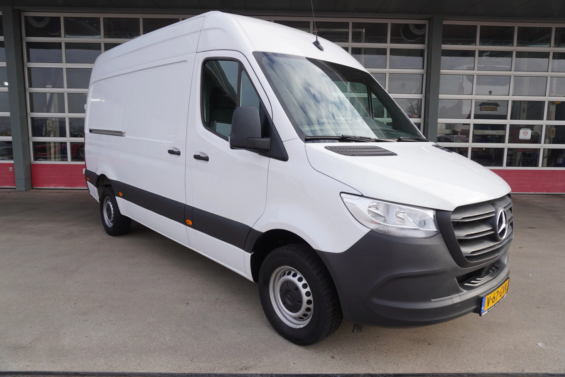 Mercedes-Benz Sprinter 2021 - 317 170pk CDI L2H2 obrázek 2