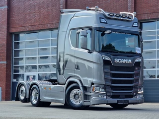 Scania S 2023 - 660S V8 NGS Highline 6x2 - Retarder - Full air - Leather - Led - Alloy wheels obrazek 25
