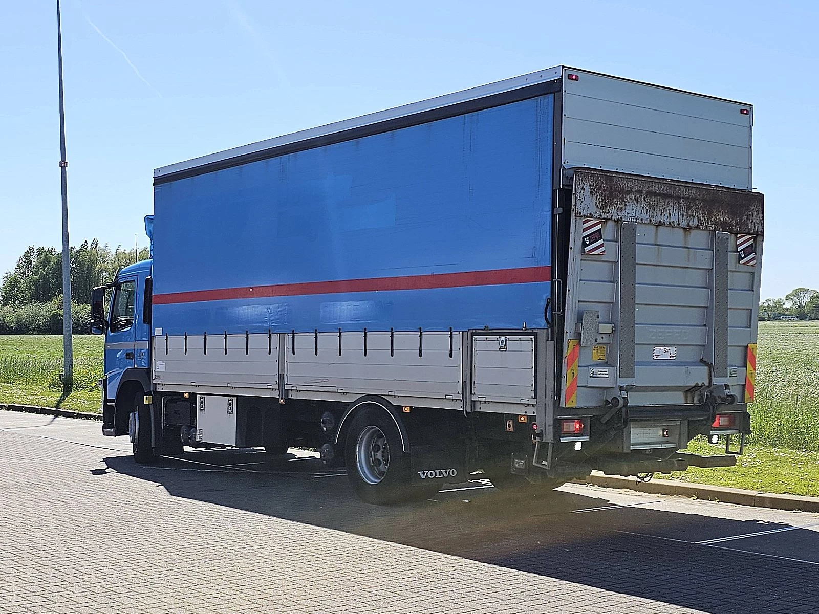 Volvo 2019 - FM 330 Bild 6