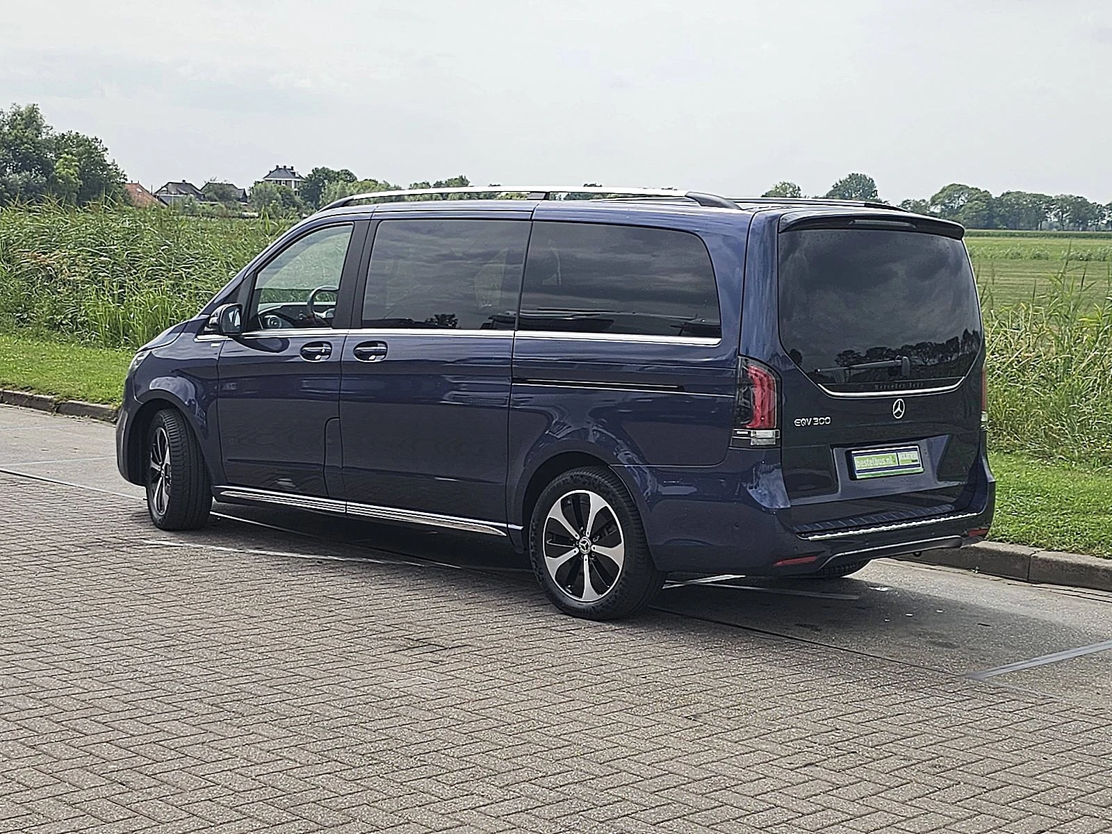 Mercedes-Benz EQV 2024 - 300 afbeelding 6