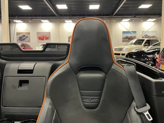 Mazda MX-5 2019 - ND Roadster 2.0 SkyActiv-G 184PK 30th Anniversary Edition Nr. 2472/3000 zdjecie 15