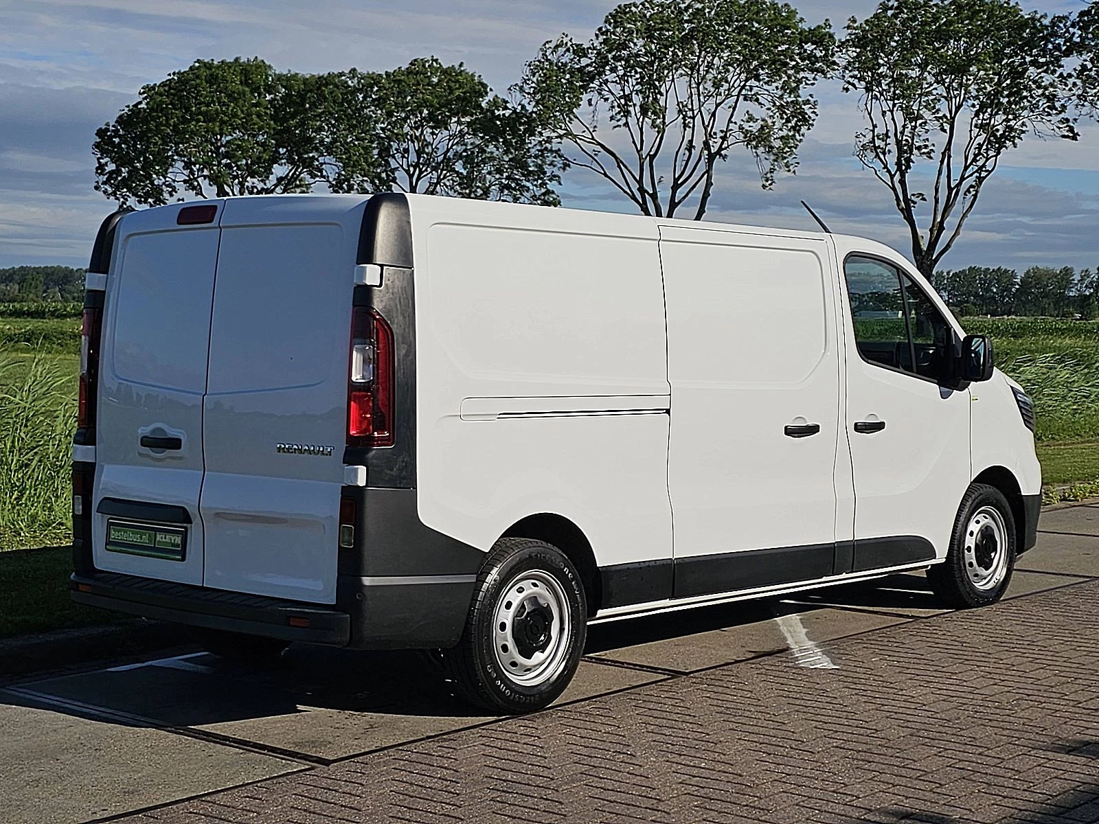 Renault Trafic 2022 - 1.6 DCI obrázek 3