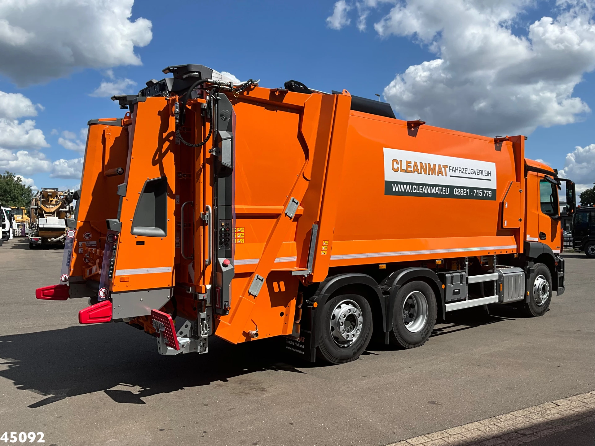 Mercedes-Benz Actros 2025 - 2533 Euro 6 Zoeller 22m³ image 6