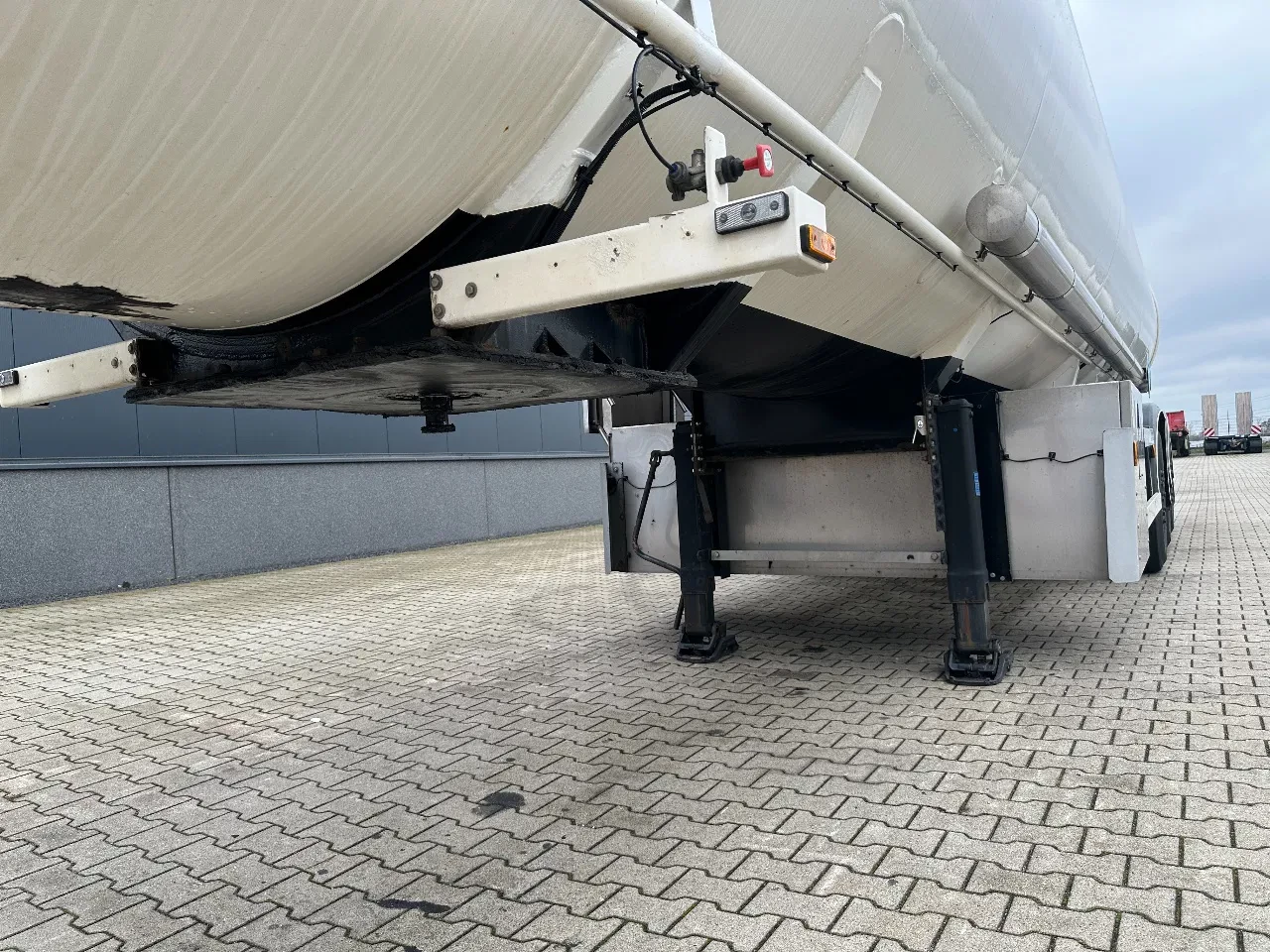 Diversen 2008 - Fluid / LPG / 50.100L / P28BH / Propane / Butan / GAZ / ADR / DP: 05/29 изображение 35