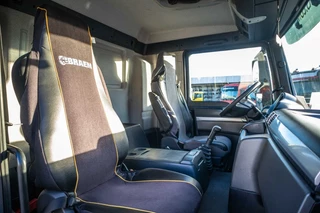 MAN TGS 2015 - 35.440 BL 8x4-4 image 15