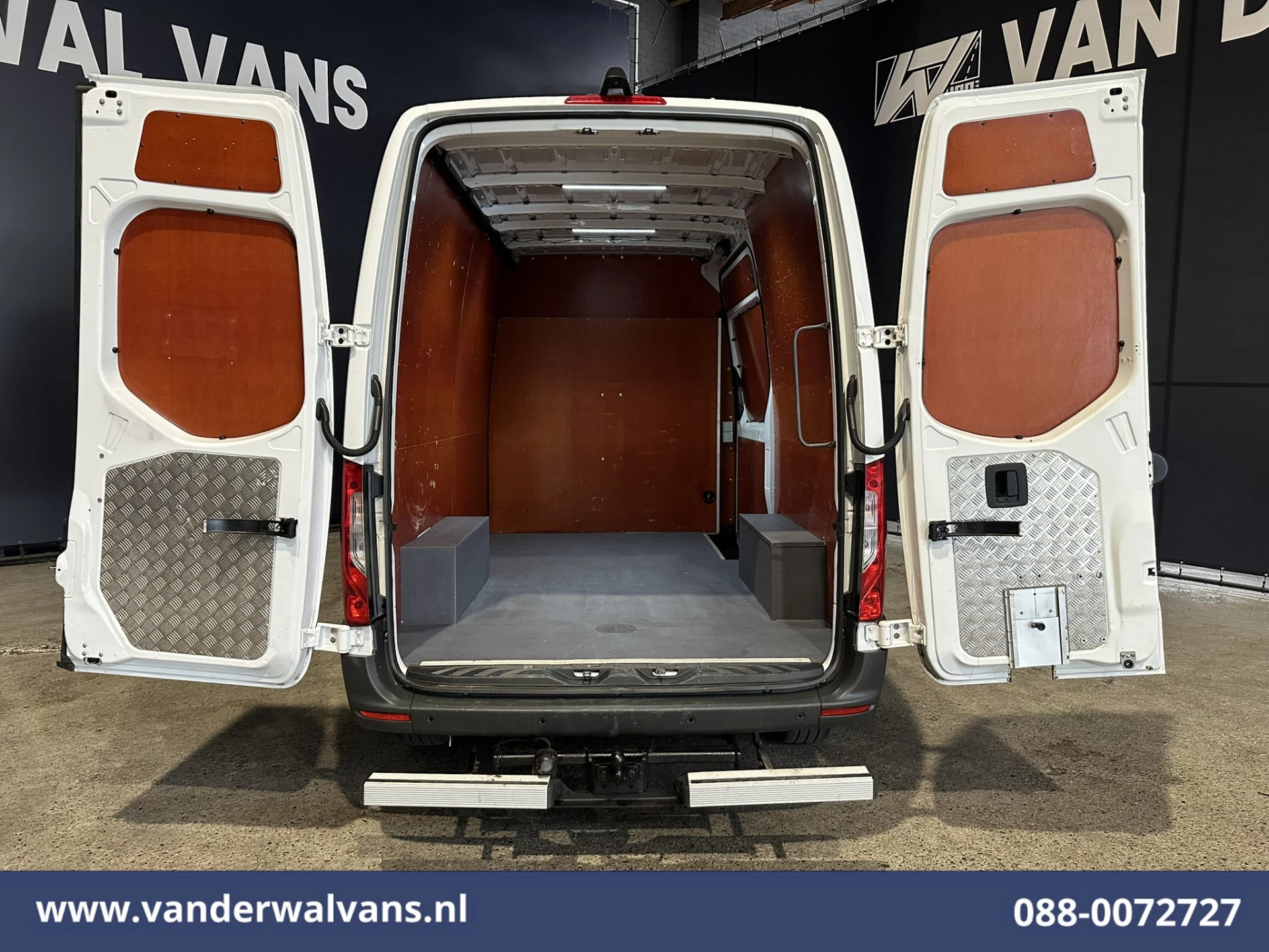 Mercedes-Benz Sprinter 2019 - 316 CDI 164pk 3500kg Trekhaak L2H2 Euro6 Airco | Camera | Apple Carplay zdjęcie 12