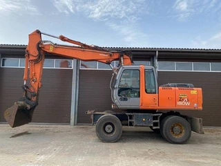 Hitachi 2005 - ZX 180 W obrázek 2 náhled