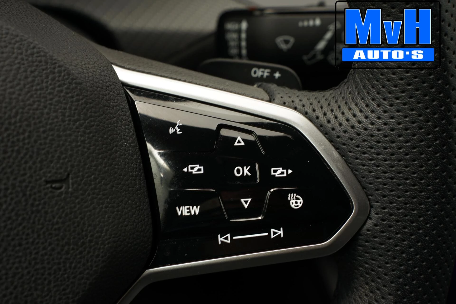 Volkswagen Golf 2020 - 1.5 eTSI R-Line|SPORTSTOEL|LUXE|LED| afbeelding 53