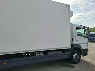 Mercedes-Benz Atego 2020 - 1523 / THERMOKING T560R / 201691 KM / LAMBERET ISOLATED COOLBOX 7MTR / PLATFORM 1500KG / TUV:06-11-2026 / TOP CONDITION / AUTOMATIC / EURO-6 / 2020 obrazek 14