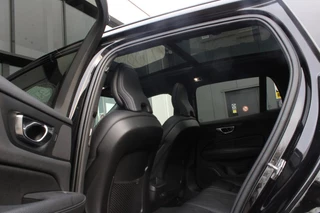 Volvo V60 2020 - 2.0 T5 R-DESIGN / Panorama dak / 250 PK immagine 28