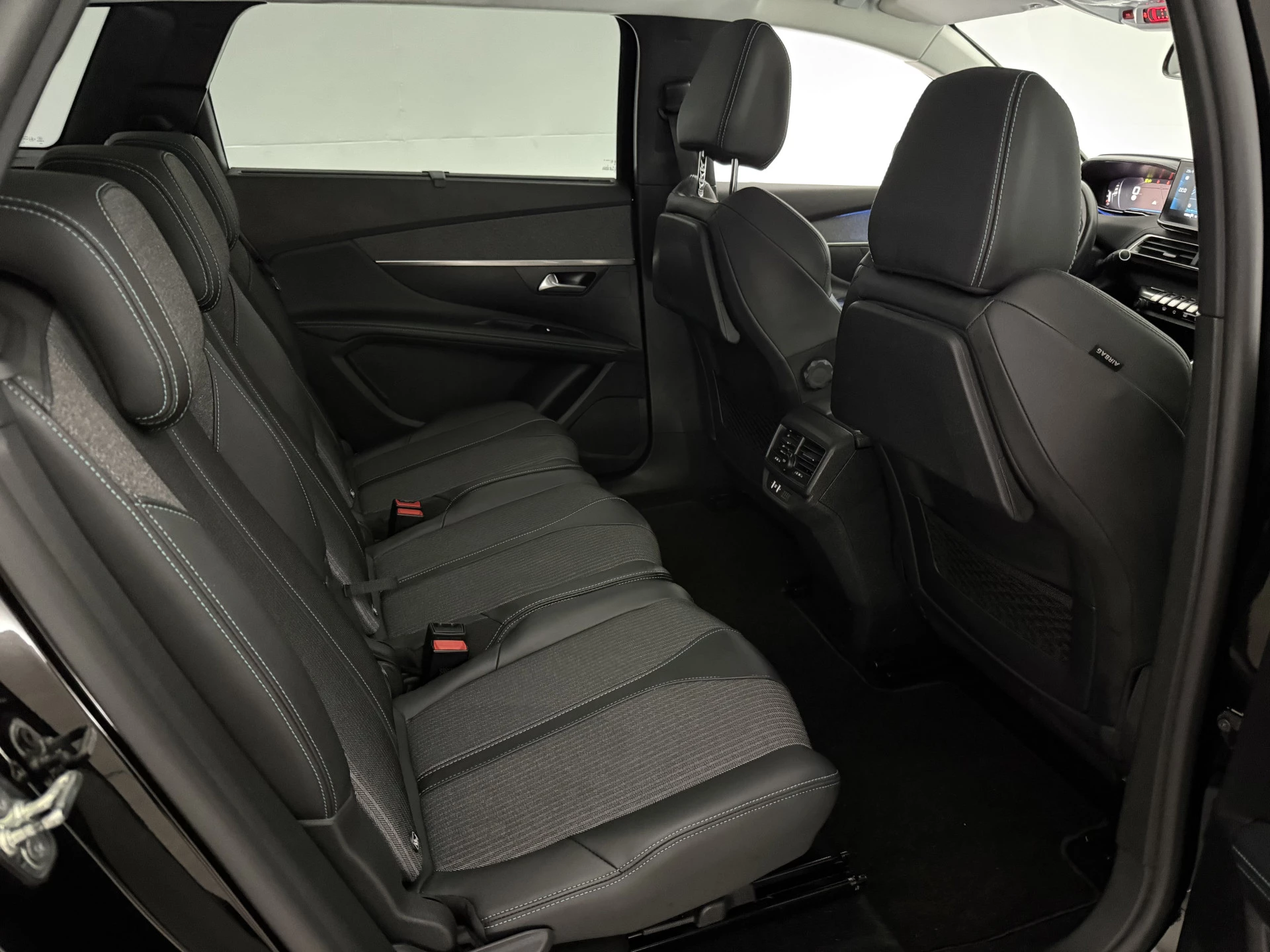 Peugeot 5008 2022 - 1.2 PureTech Allure 7p. afbeelding 39