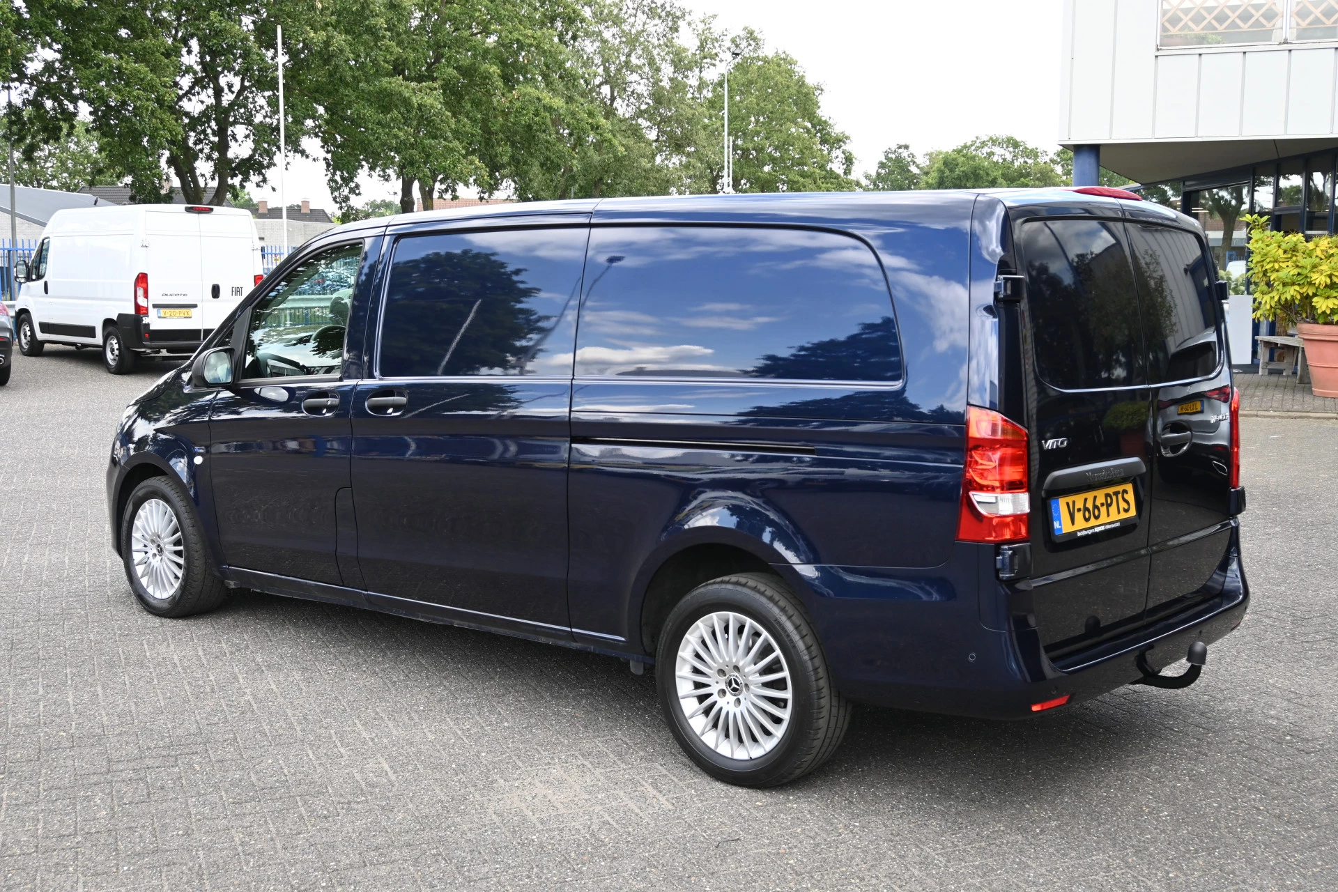 Mercedes-Benz Vito 2022 - 119 CDI L3 XL obrázek 14