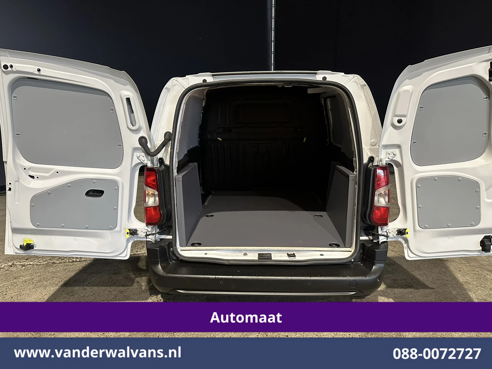 Opel Combo 2023 - 1.5D 131pk Automaat L1H1 Euro6 Airco | 3-Zits | Camera | Apple Carplay | Cruisecontrol Bild 13