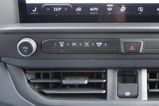 Ford Transit Custom 2024 - 320 2.0 TDCI L2H1 Trend 170pk - Achterklep - Carplay - Android - LED koplampen - Stoelverwarming - 70l tank - Rijklaar image 32