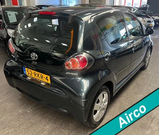 Toyota Aygo 2011 - 1.0-12V Aspiration Navigator 2e Eigenaar - NAP - Airco afbeelding 2 miniatuur