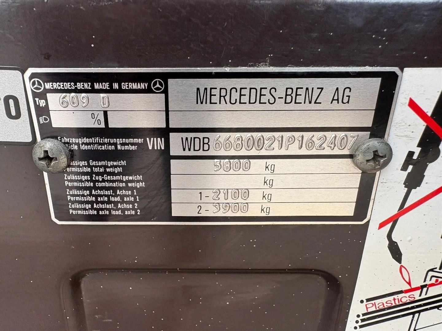 Mercedes-Benz 609 1991 afbeelding 16