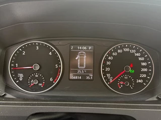 Volkswagen Transporter 2018 - 2.0 TDI Bulli 150PK Leer Carplay PDC 18'' Recent Onderhoud bild 6