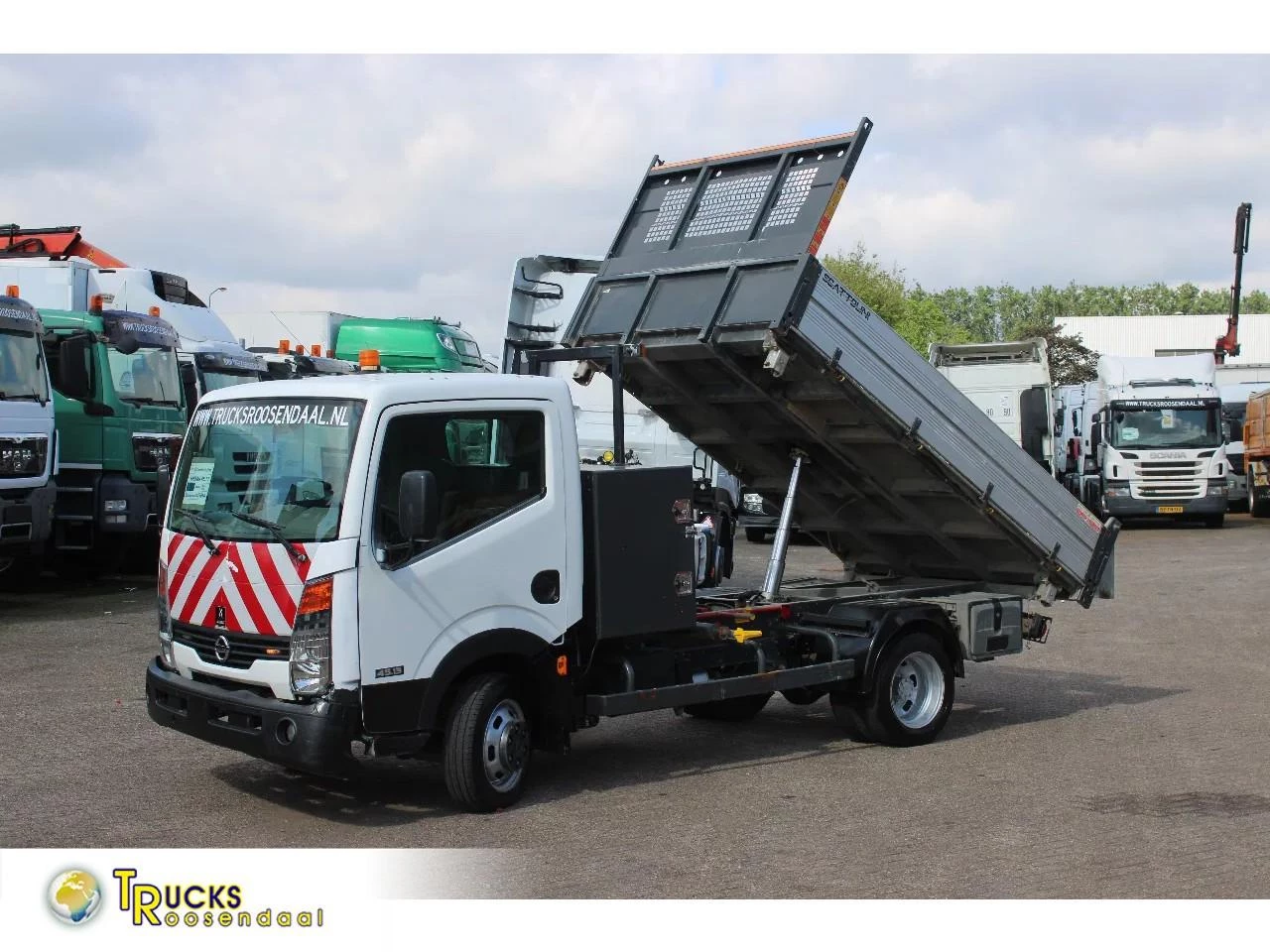 Nissan 45.13 2011 afbeelding 1