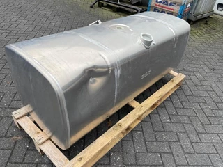 DAF N/A 2024 - 1681826 BRANDSTOFTANK 620 LTR 168X67.5X62 CM obrazek 1