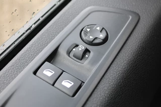 Peugeot Expert 2024 - 2.0 BlueHDi 145 L3 360-CAMERA CARPLAY BETIMMERING BULL-BAR image 2
