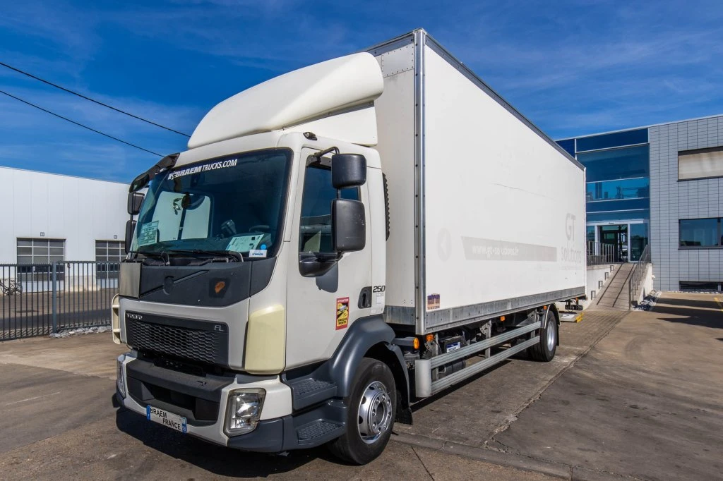 Volvo 2016 - FL 250+HAYON BAR 1.5T. afbeelding 1