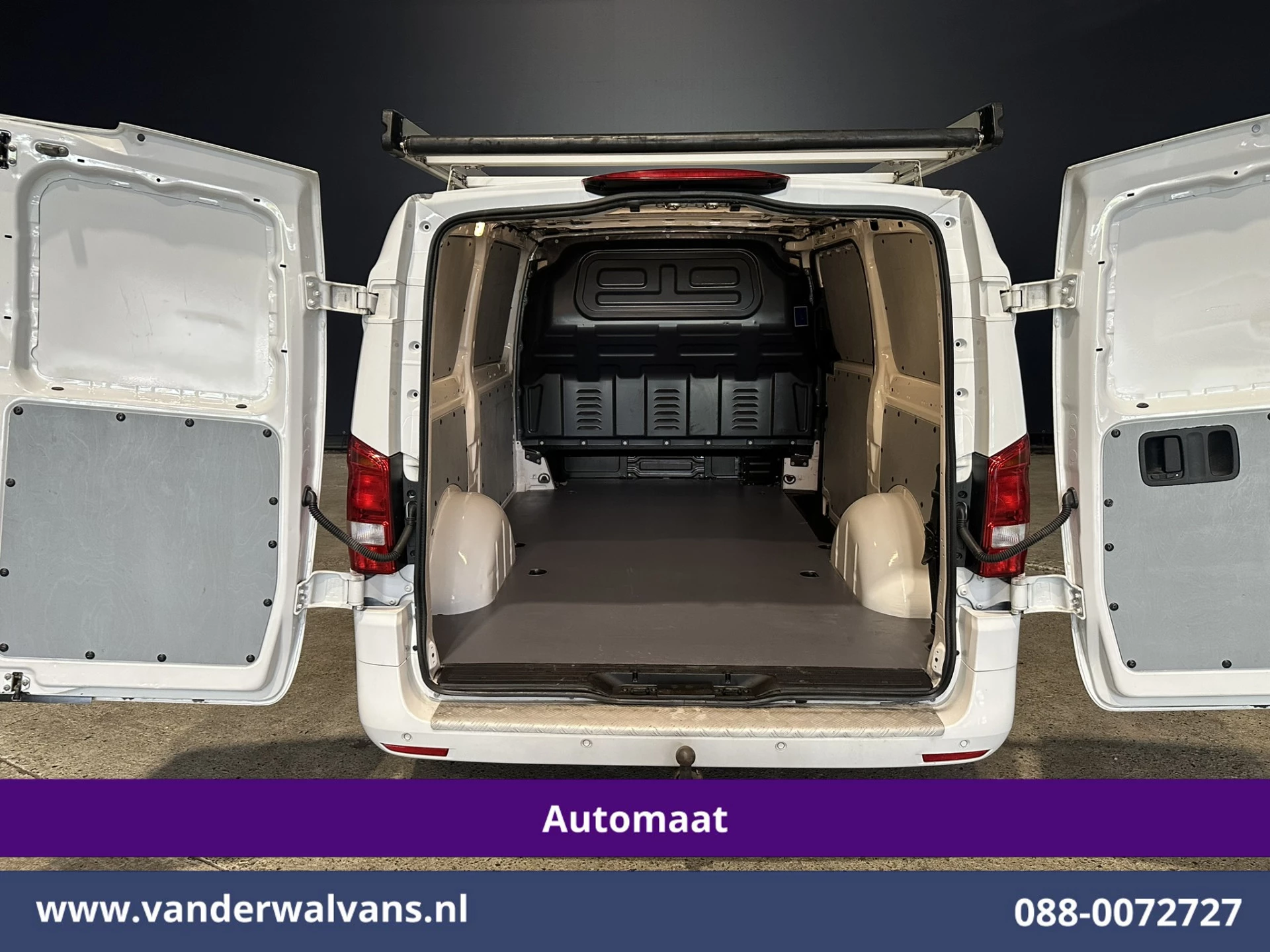 Mercedes-Benz Vito 2021 - 114 CDI 136pk 9G-Tronic Automaat L2H1 Euro6 Airco | Camera | Navigatie | Imperiaal | 2500kg Trekhaak | Cruisecontrol obrázek 13