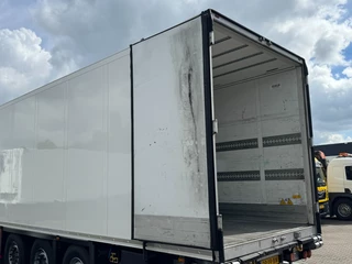 Schmitz Cargobull N/A 2016 - Iso Kasten Trailer / OV-Laadklep / 2x Lift-as / APK 04-2027 obrazek 22