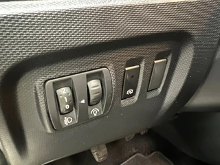 Renault Captur 2014 - 0.9 TCe Expression 2e Eigenaar - NAP - Navi - Cruise - Airco image 24