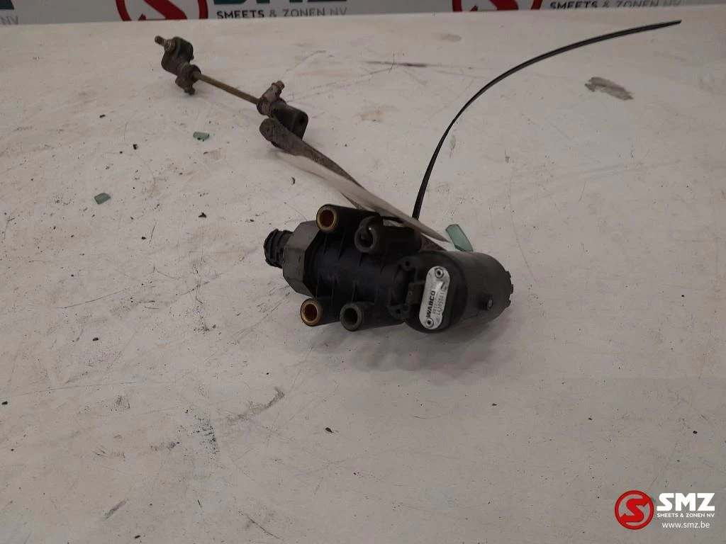 MAN 2000 - Occ ECAS hoogtesensor luchtvering MAN F2000 441050 immagine 1