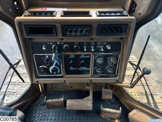 Caterpillar N/A 1987 - D5H 3304 Engine, 16,465 Hours, 98kW, 90kW image 5