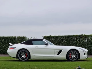 Mercedes-Benz SLS 2013 - GT 6.3 AMG Roadster - Full spec - German registration imagem 10