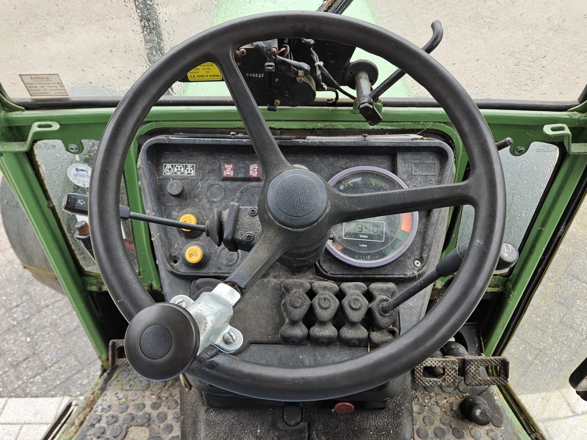 Fendt 1994 - 260 S landbouwtrekker afbeelding 24