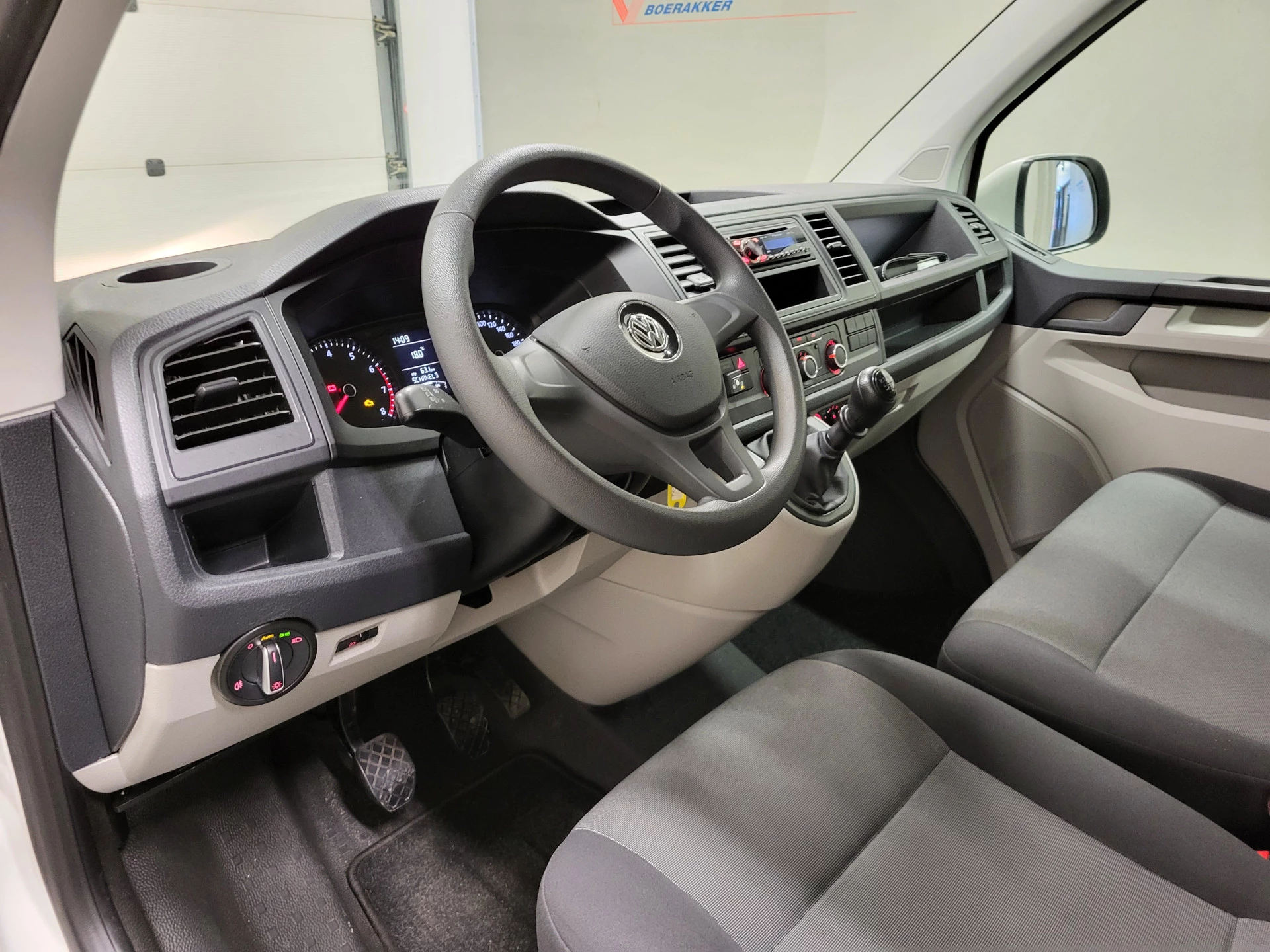 Volkswagen Transporter 2017 - Kombi 2.0TSI 9-Personenbus - Excl. BTW / BPM vrij Benzine! obrázek 7