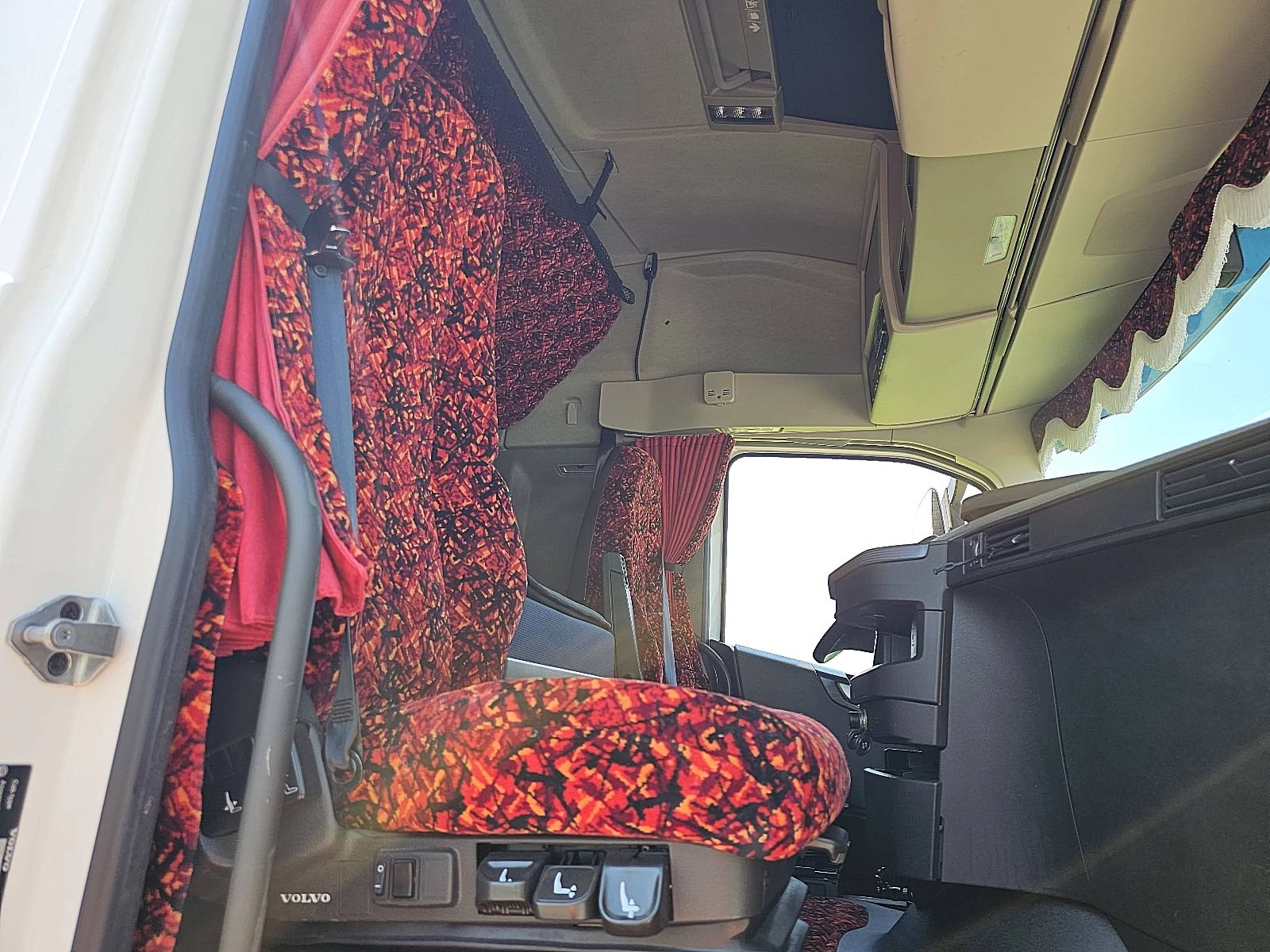 Volvo FH 2021 - 500 image 7