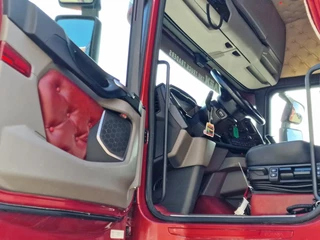 Scania S 2022 - S500 NGS Highline 4x2 - Retarder - Night clima - Full air - Custom interior - Full spoiler - 2 tank immagine 9