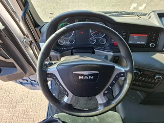 MAN TGX 2016 - TGX18.440 / MEGA / NL TRUCK / TUV:12-02-2026 / DOUBLE TANK / PARKCOOL / ACC / LWDS / FRIDGE / 2XBED / AUTOMATIC / EURO-6 / 2016 immagine 12