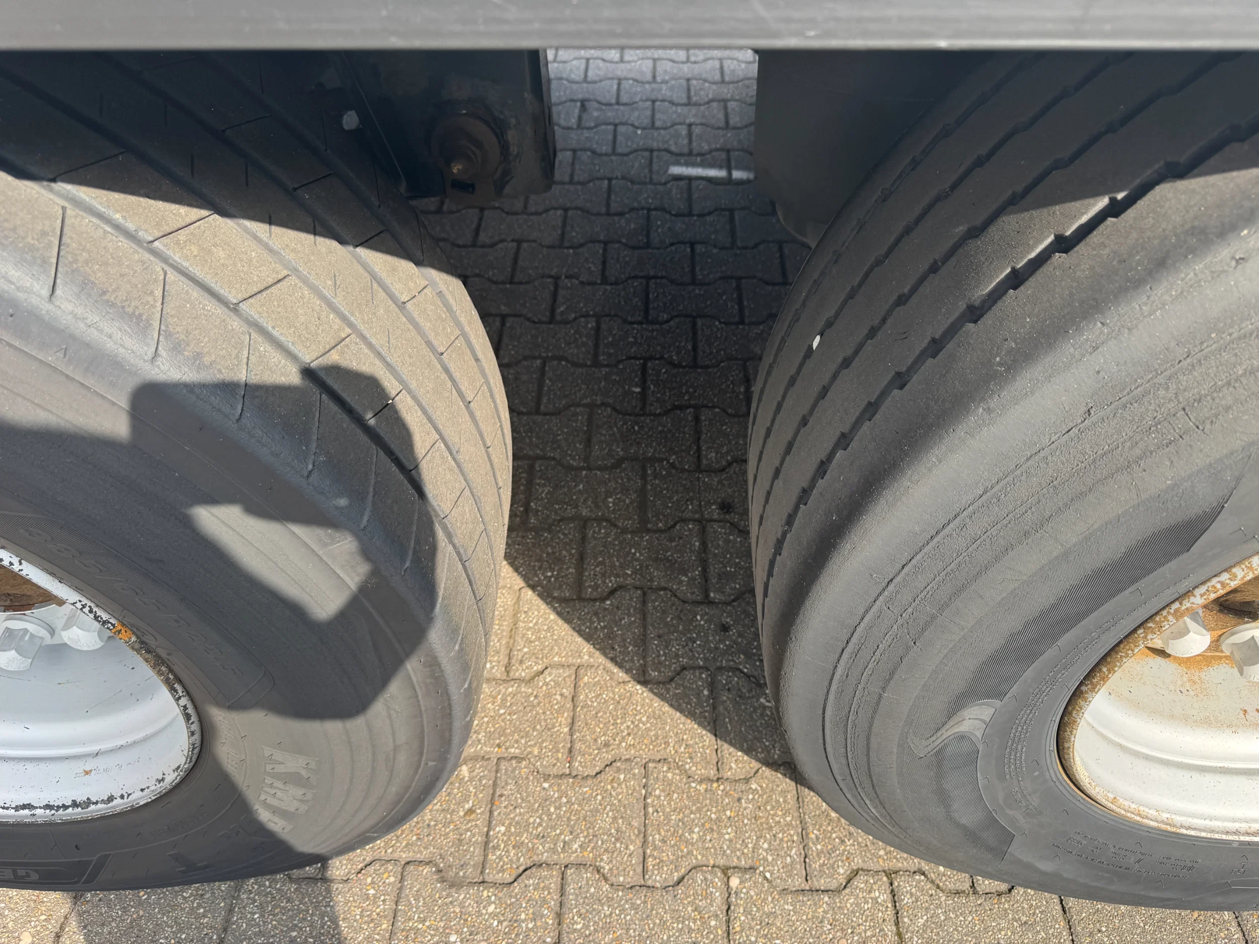 Krone 2010 - Thermo King Spectrum / BPW-Axles image 16