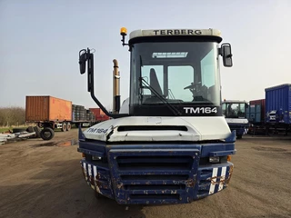 Terberg RT283 | TERMINAL TRACTOR 4X4| TURNING CHAIR. | AUTOMATIC GEAR | 28 191HOURS | 2012 - N/A image 8