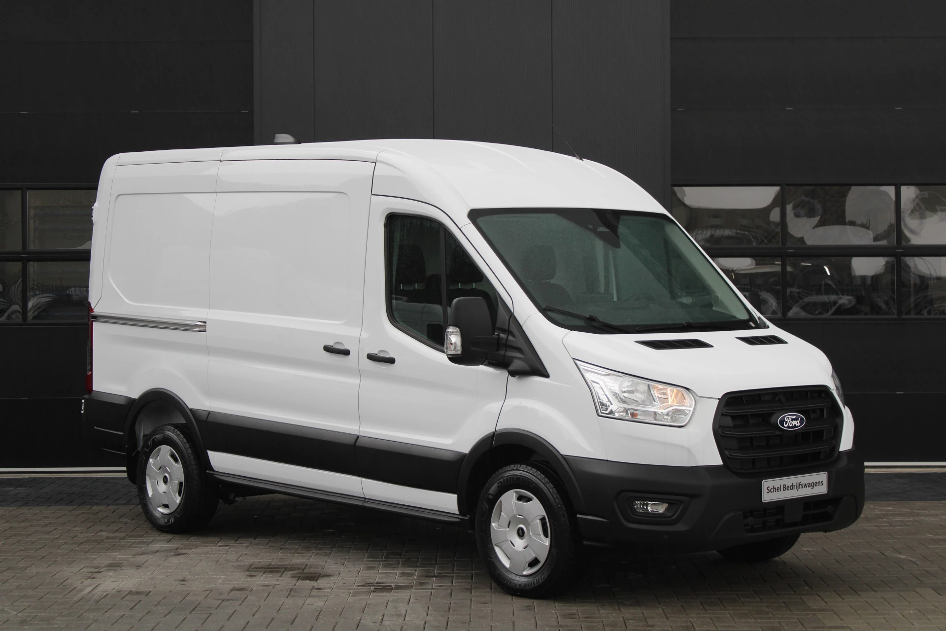 Ford Transit 2024 - 350 2.0 TDCI L2H2 Trend 130pk - Facelift - 2x Schuifdeur - Adaptive Cruise - Navigatie - Blind Spot - 360 Camera - Stoel - Stuurverwarming - Rijklaar zdjęcie 26