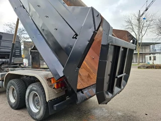 MAN TGA 2006 - 41.430 / 8X8 / 2XBIG AXLE / FULL STEEL / DRUM BRAKES / MEILLER TIPPER / 18-CUBIC / AIRCO / MANUAL / EURO-3 / 2006 imagem 10