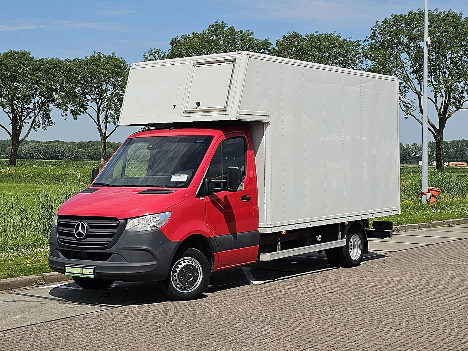 Mercedes-Benz Sprinter 2023 - 515 obrázek 2