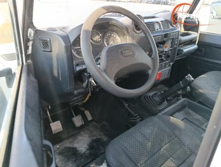 Land Rover Defender 2011 - 130 imagen 8