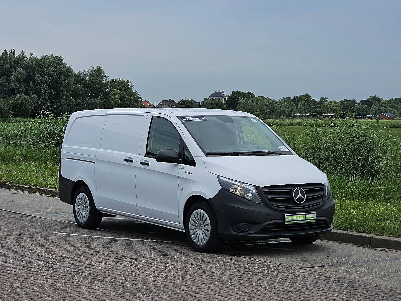 Mercedes-Benz eVito 2024 Bild 5