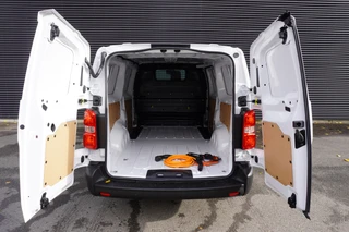 Toyota ProAce 2026 - Electric Worker Comfort Extra Range 75 kWh 345km WLTP Long L3 Apple Carplay 360° Camera Parkeersensoren 3-Zits imagem 3 miniatura