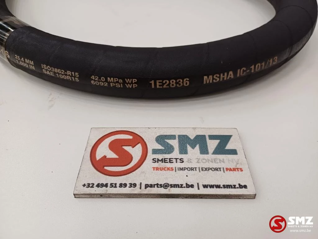 Caterpillar - Hose Caterpillar obrázek 4